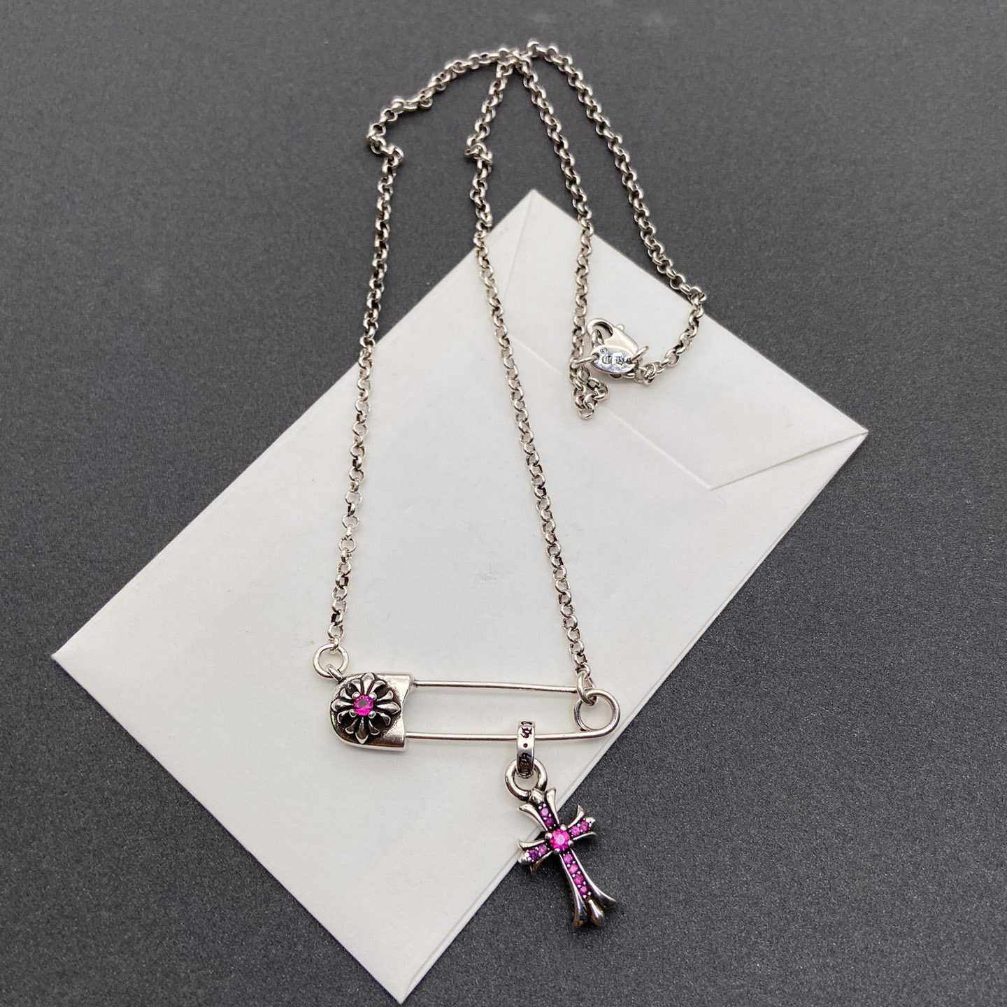 Chrome Heart Necklace - DesignerGu