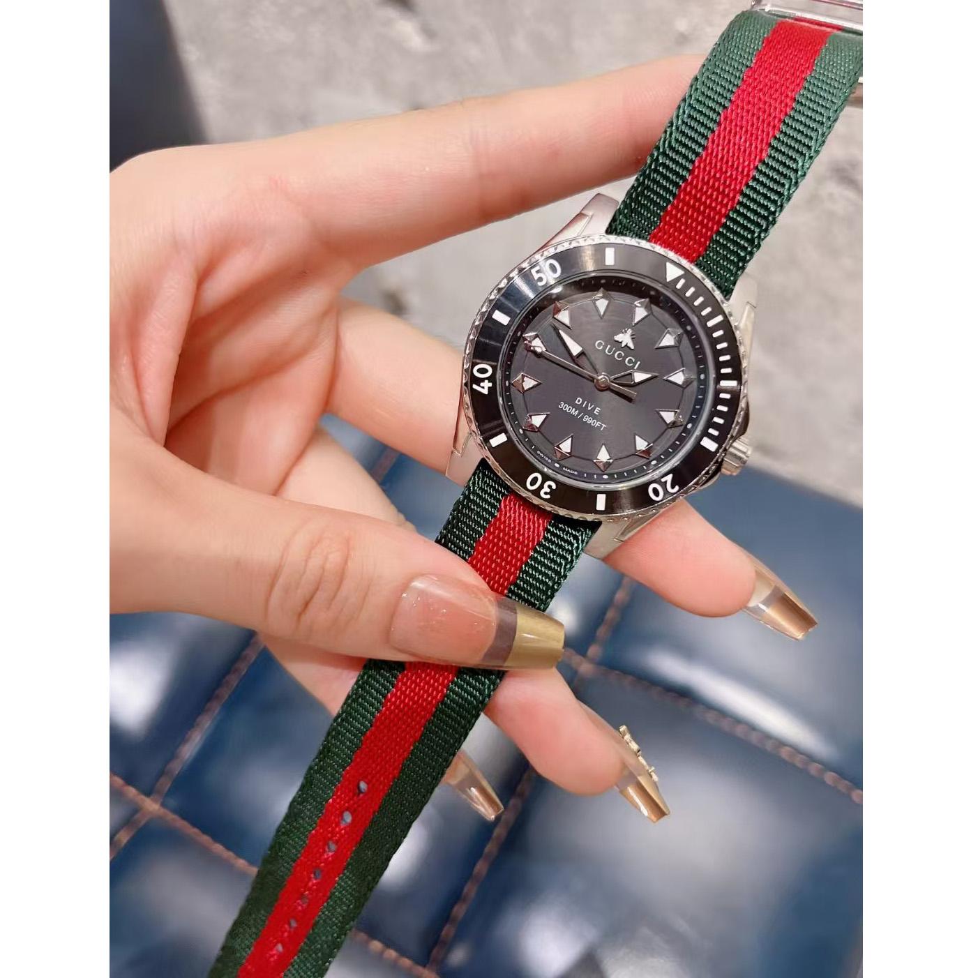 Gucci Watch - DesignerGu