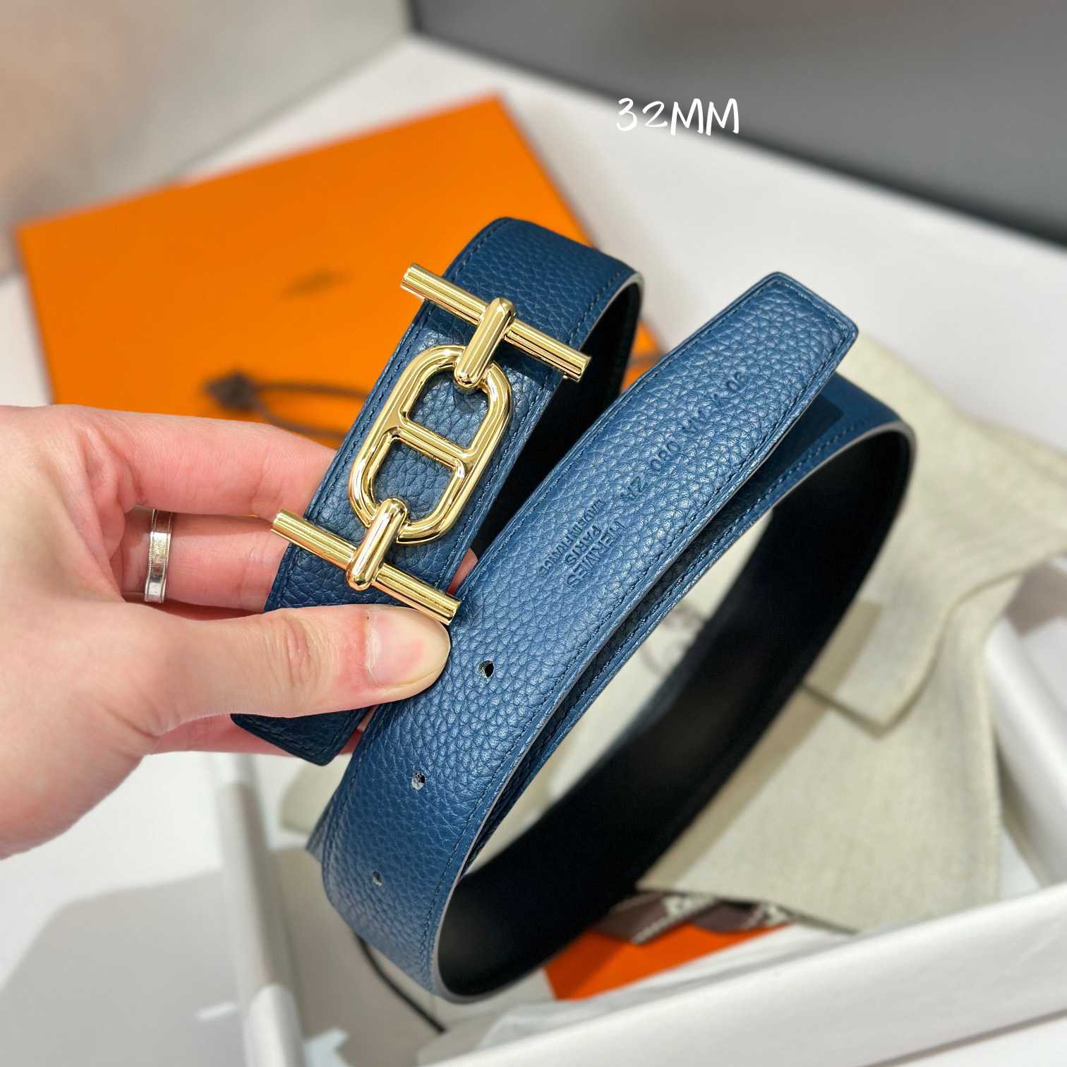 Hermes Ancre Buckle & Reversible Leather Strap 32mm - DesignerGu