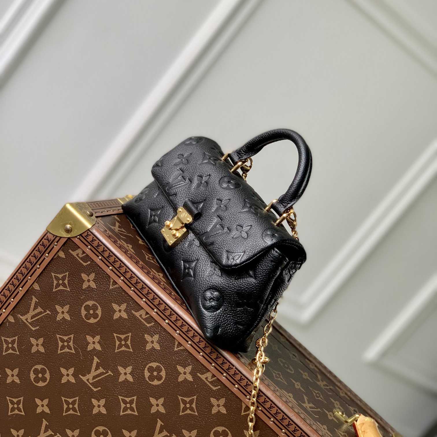 Louis Vuitton Nano Madeleine  M12144 - DesignerGu