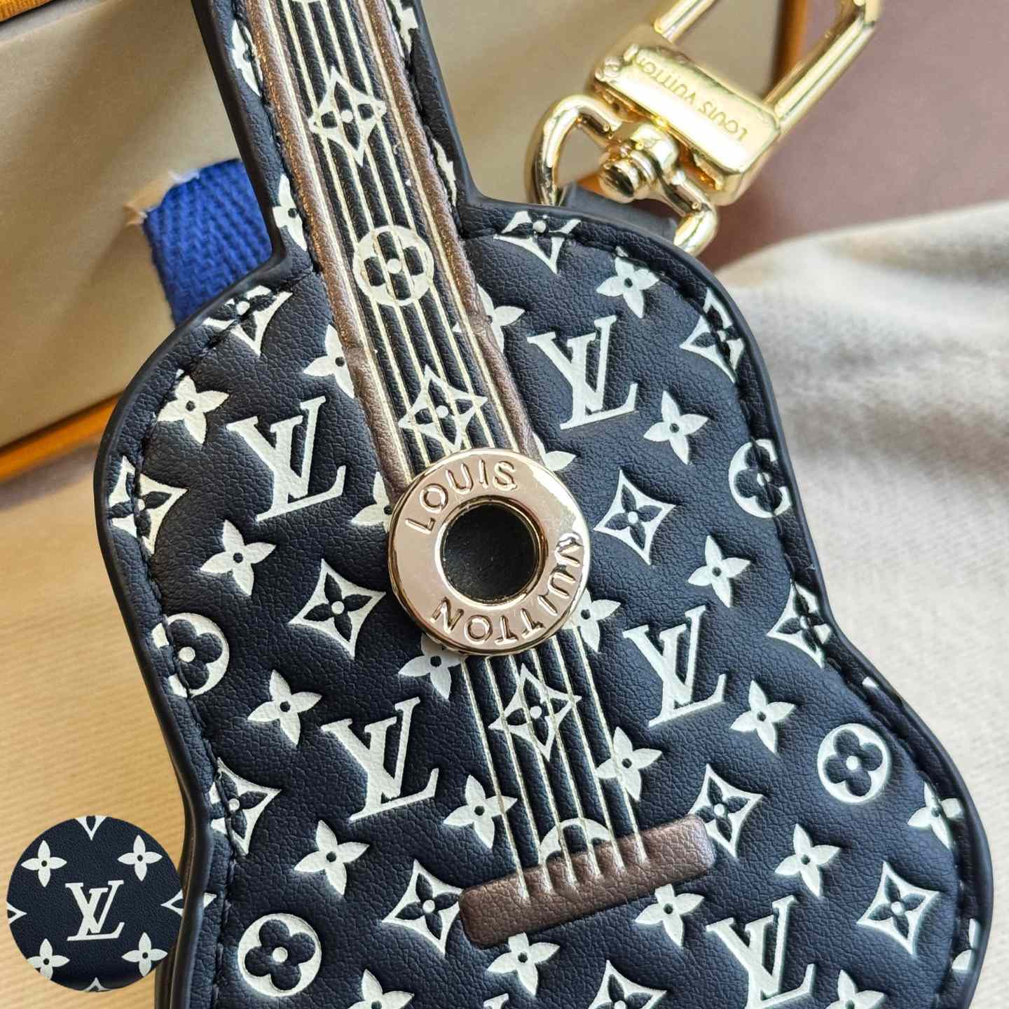 Louis Vuitton Guitar Pouch Bag Charm   M02032 - DesignerGu