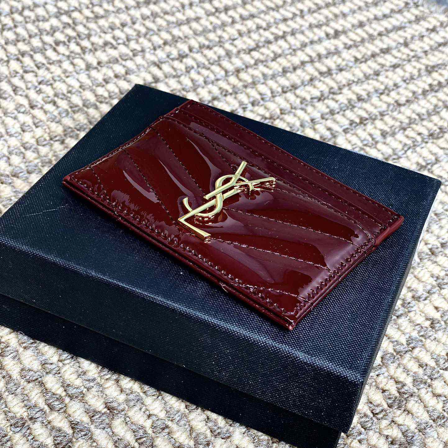 Saint Laurent Cassandre Matelasse Card Case In Patent Leather - DesignerGu