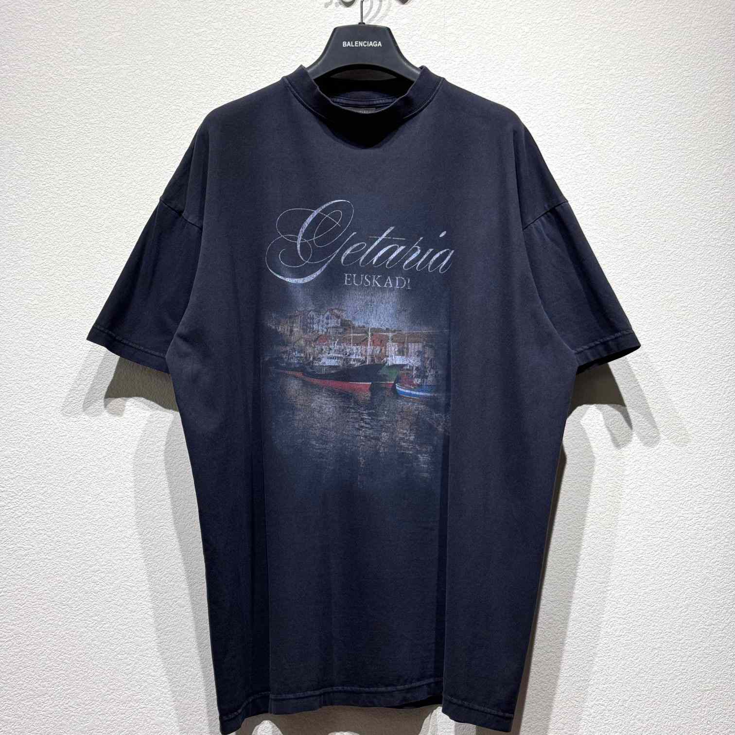 Balenciaga Getaria T-Shirt Oversize Fit In Washed Black Tubular Jersey - DesignerGu