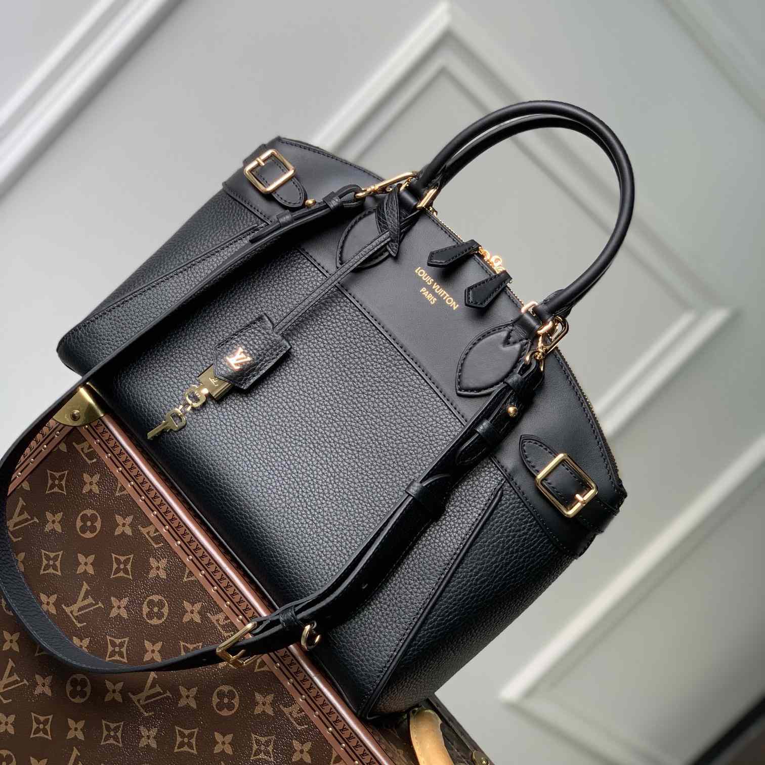 Louis Vuitton Vendôme MM  M22914 - DesignerGu