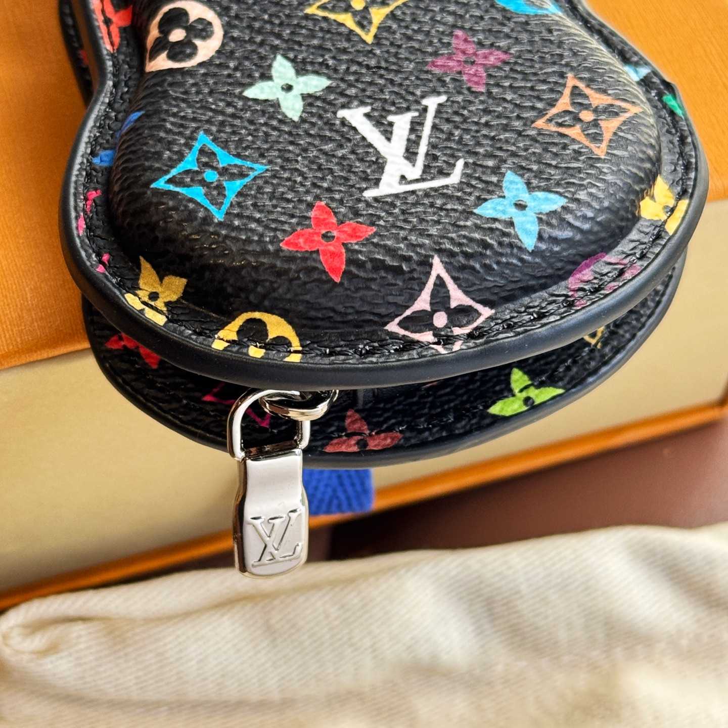 Louis Vuitton Guitar Pouch Bag Charm   M02032 - DesignerGu