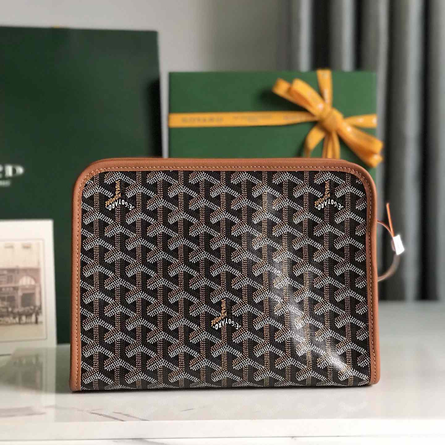 Goyard Jouvence PM Toiletry Bag - DesignerGu