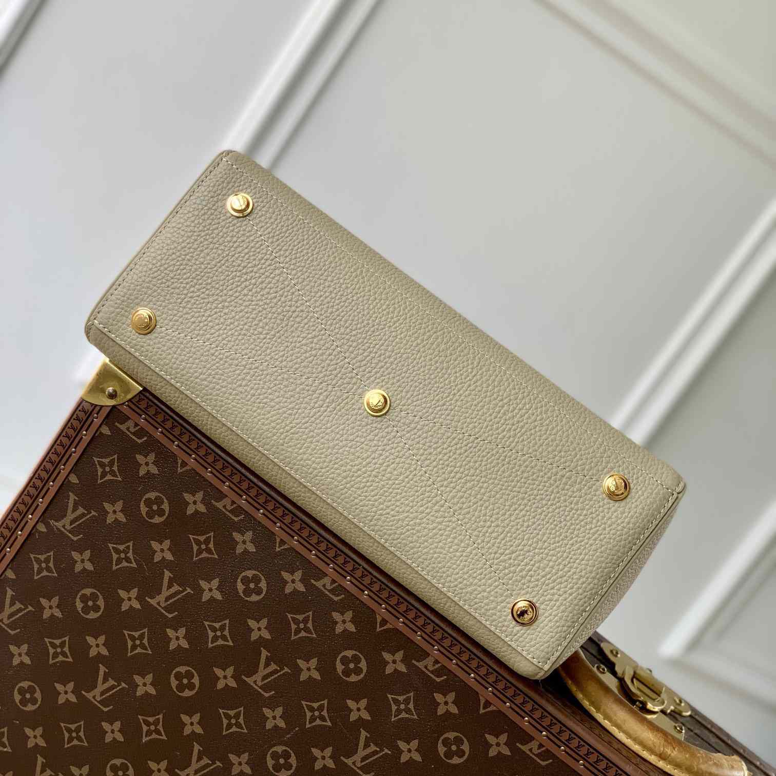 Louis Vuitton Vendôme MM  M11214 - DesignerGu