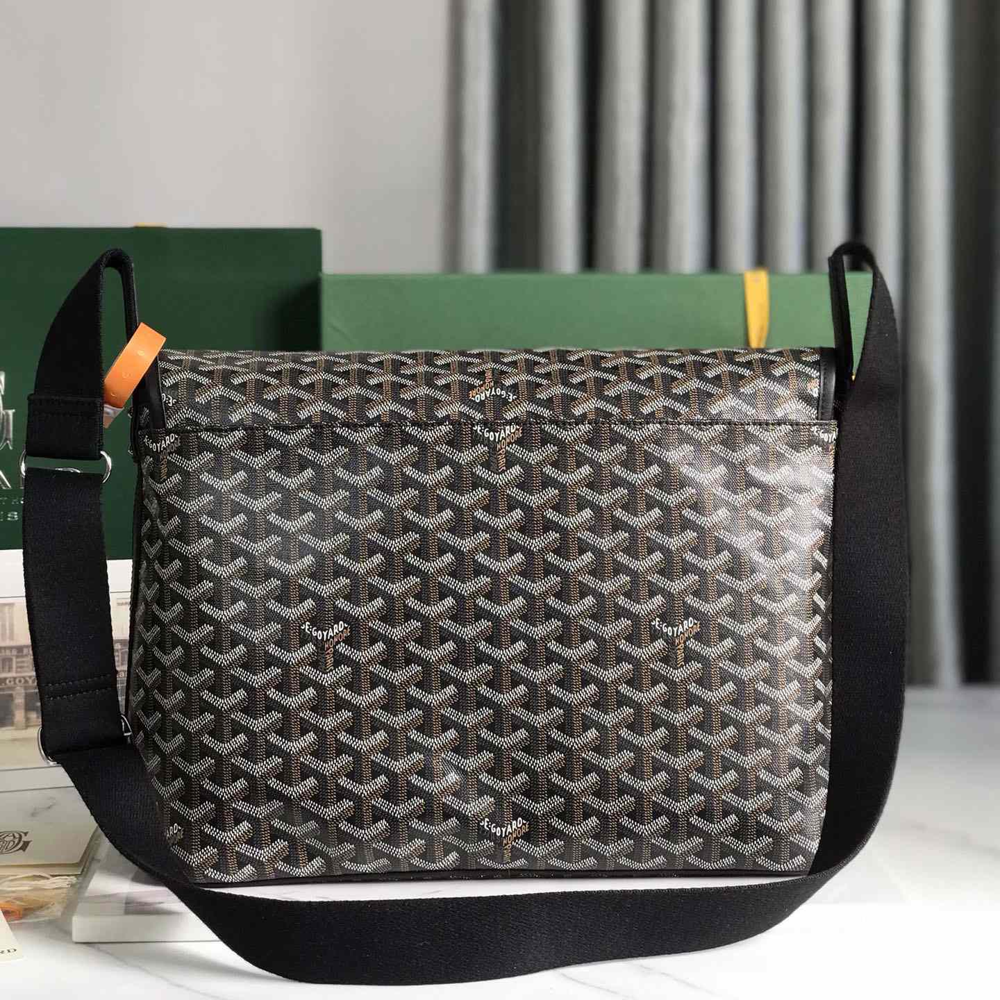 Goyard Capetien MM Messenger Bag   - DesignerGu