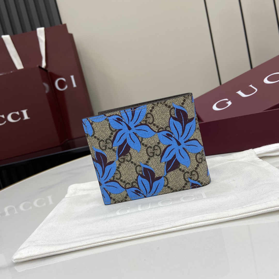 Gucci Bi-fold GG Printed Wallet - DesignerGu