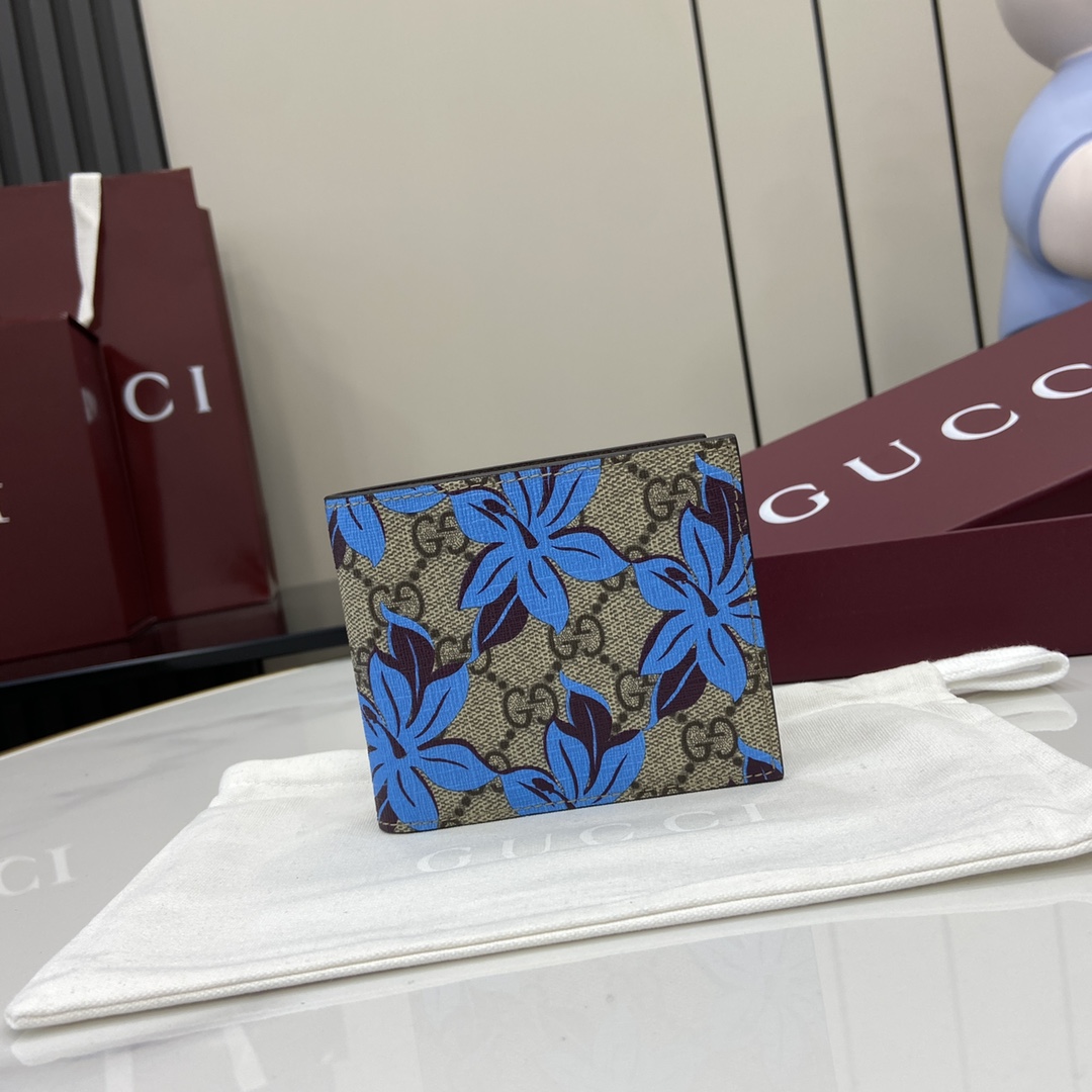 Gucci Bi-fold GG Printed Wallet - DesignerGu