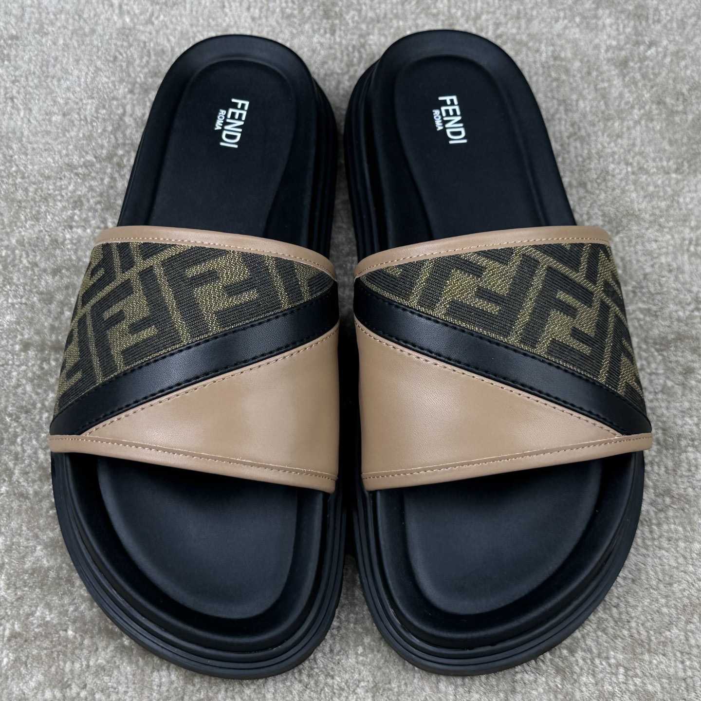 Fendi Diagonal Slides  - DesignerGu