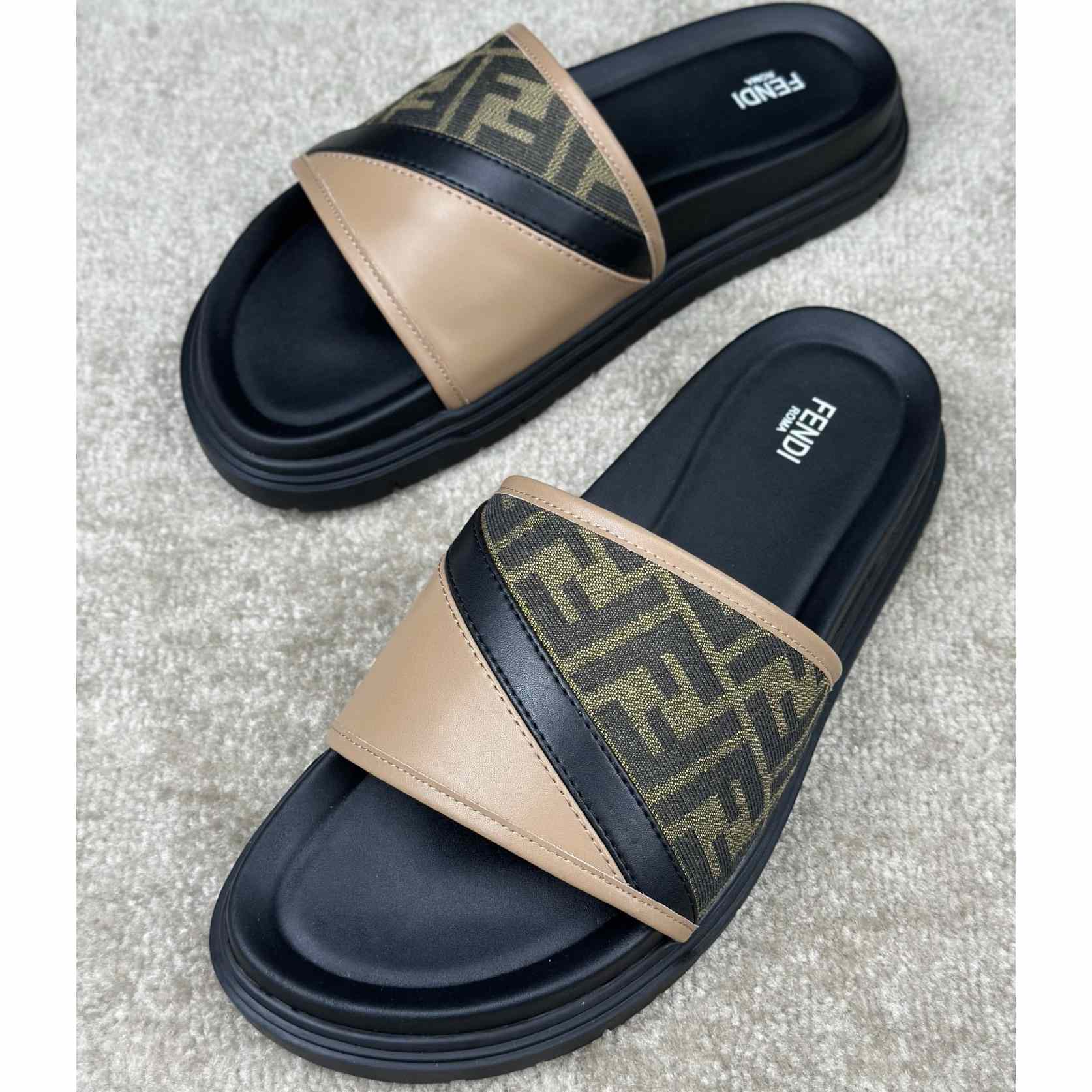 Fendi Diagonal Slides  - DesignerGu