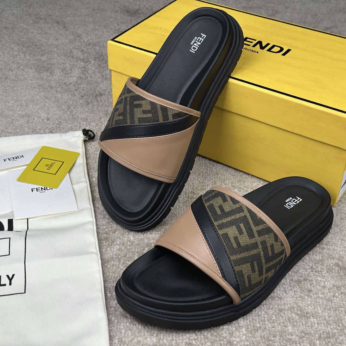 Fendi Diagonal Slides  - DesignerGu