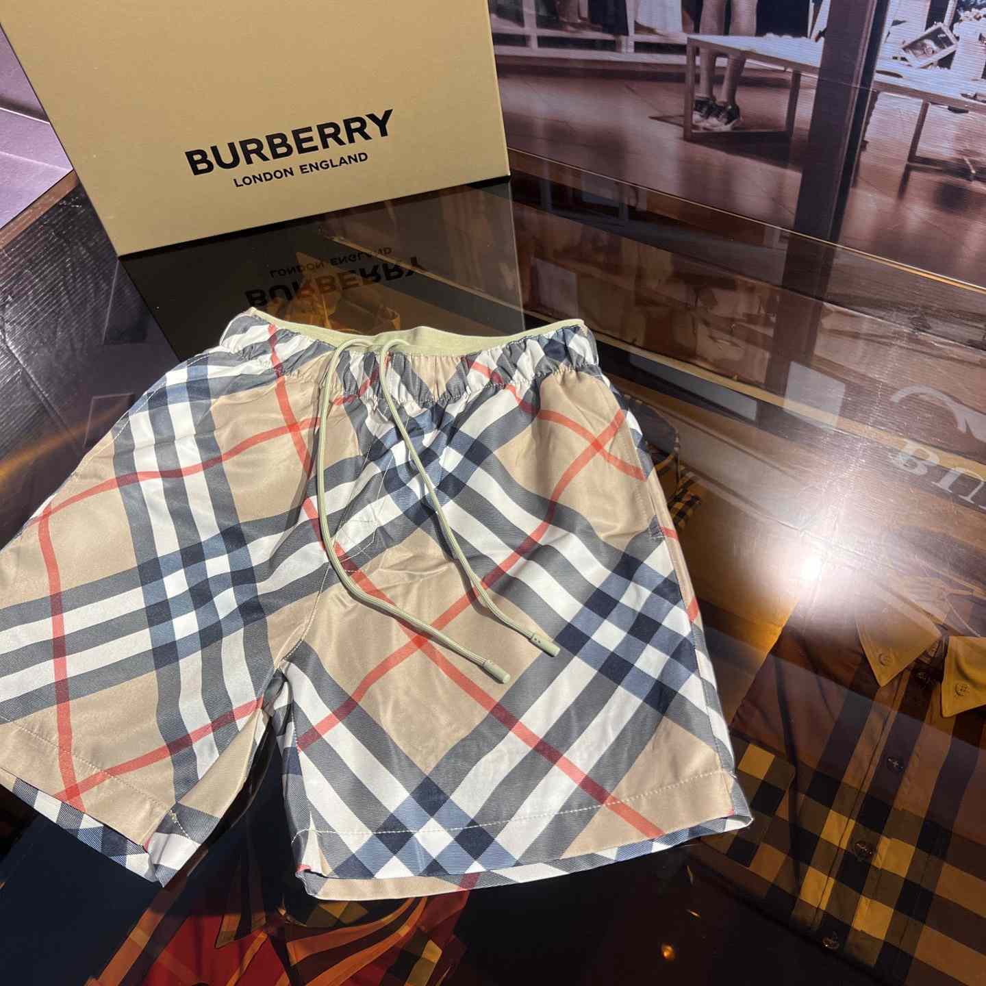 Burberry Shorts    - DesignerGu