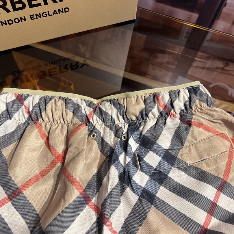 Burberry Shorts    - DesignerGu