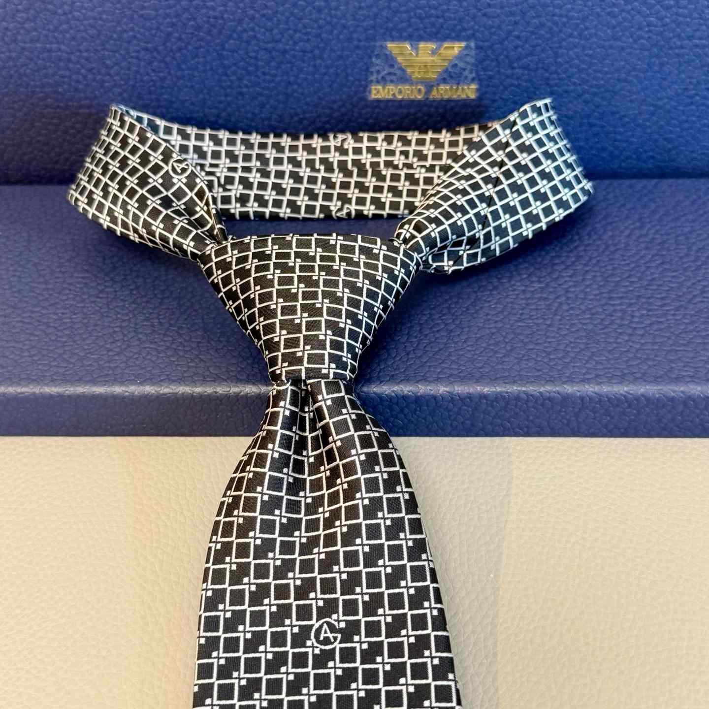 Hermes Maillons Vagues Tie - DesignerGu