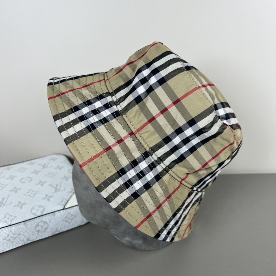 Burberry Check Bucket Hat - DesignerGu