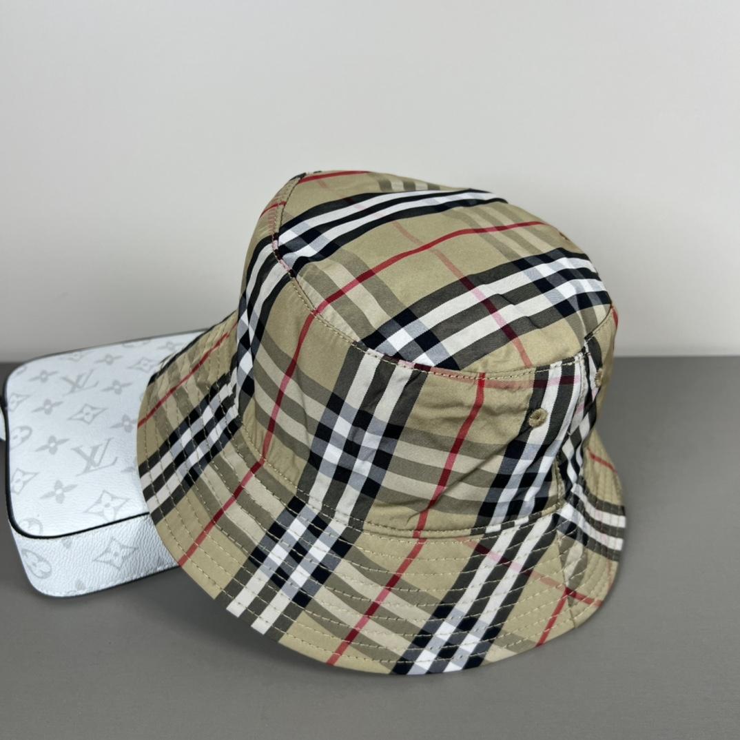 Burberry Check Bucket Hat - DesignerGu