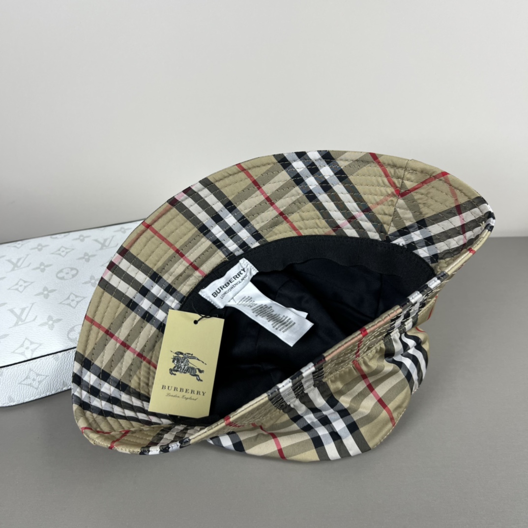 Burberry Check Bucket Hat - DesignerGu