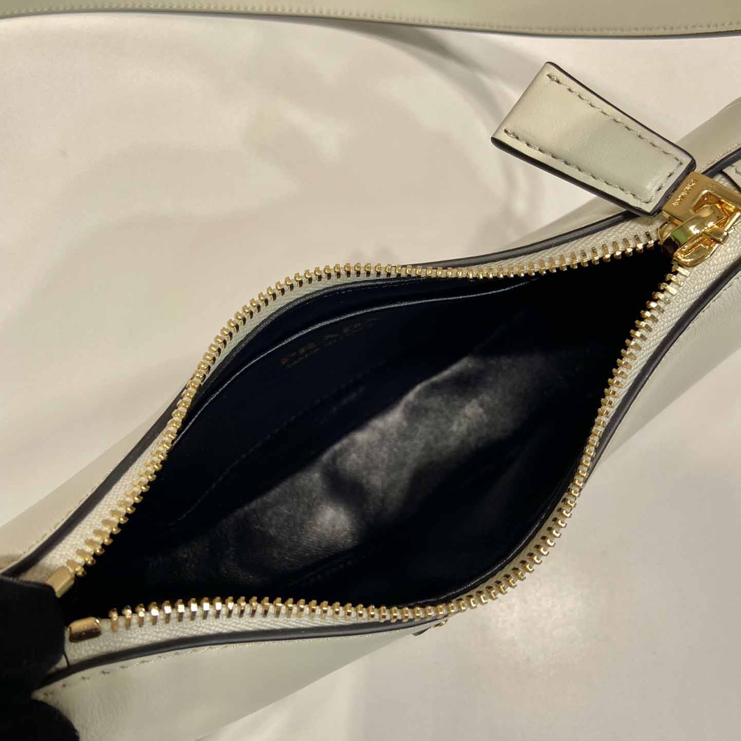 Prada Arqué Small Leather Shoulder Bag - DesignerGu