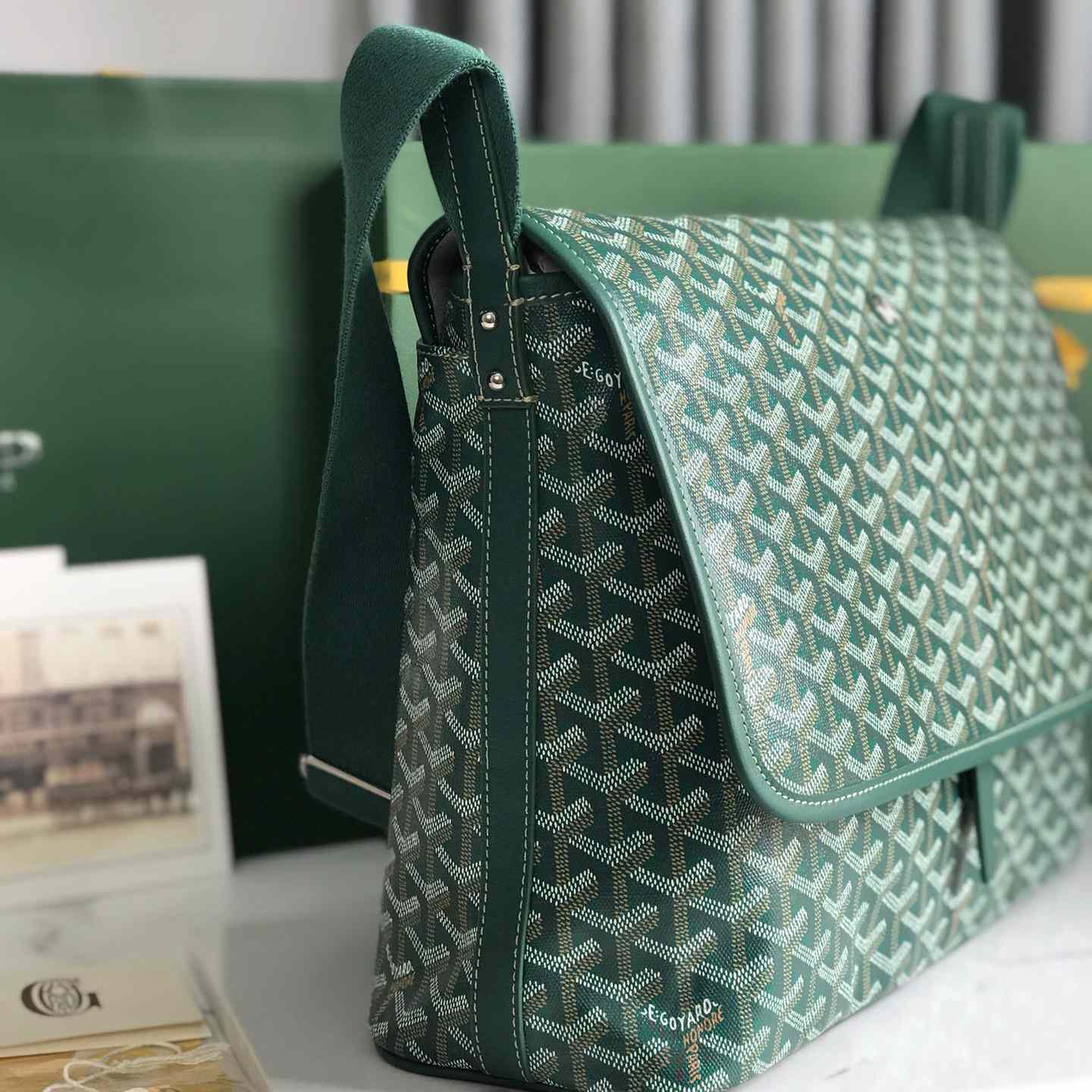 Goyard Capetien MM Messenger Bag   - DesignerGu