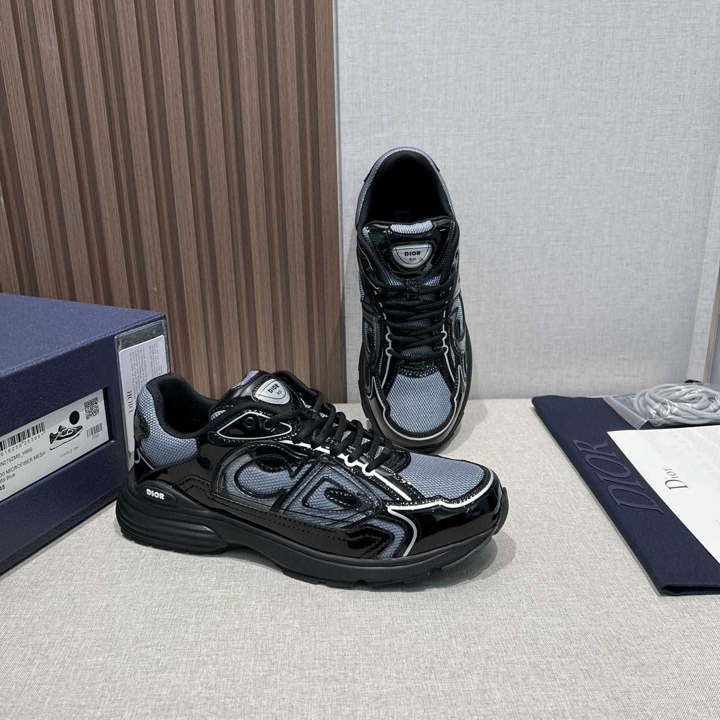 Dior B30 Countdown Sneaker - DesignerGu