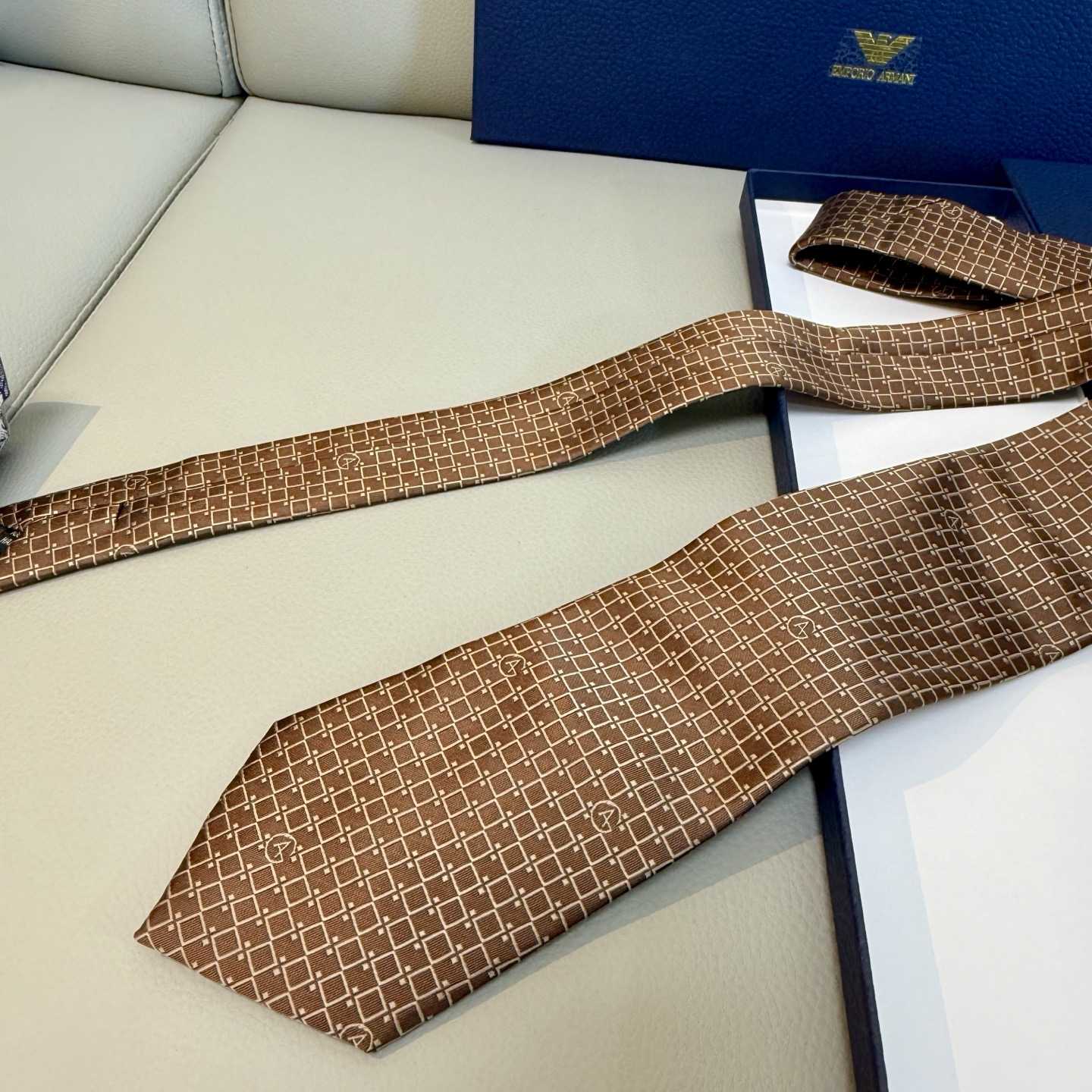 Hermes Maillons Vagues Tie - DesignerGu