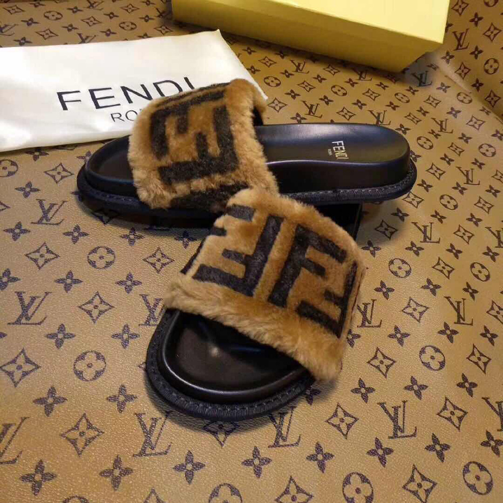 Fendi Brown Leather And Sheepskin Slides - DesignerGu