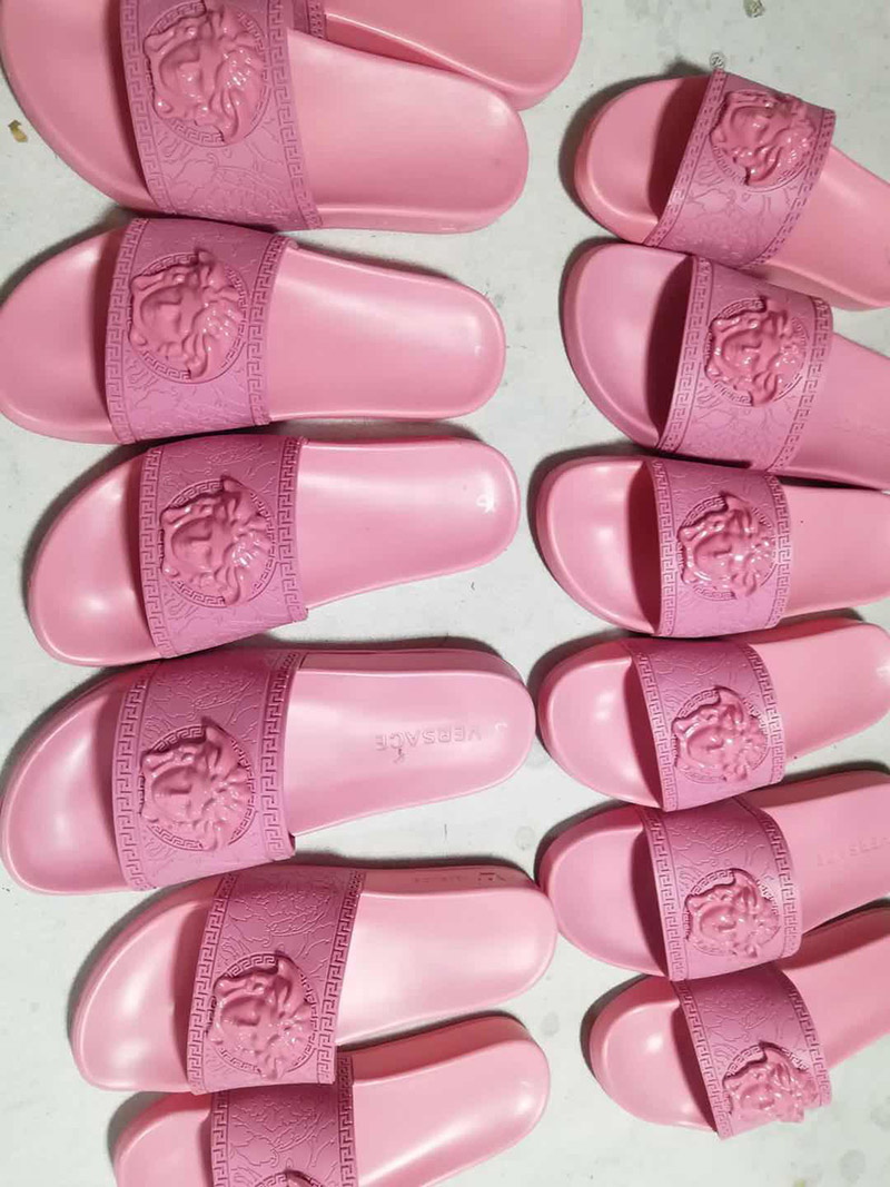 Versace Slides Pink - DesignerGu