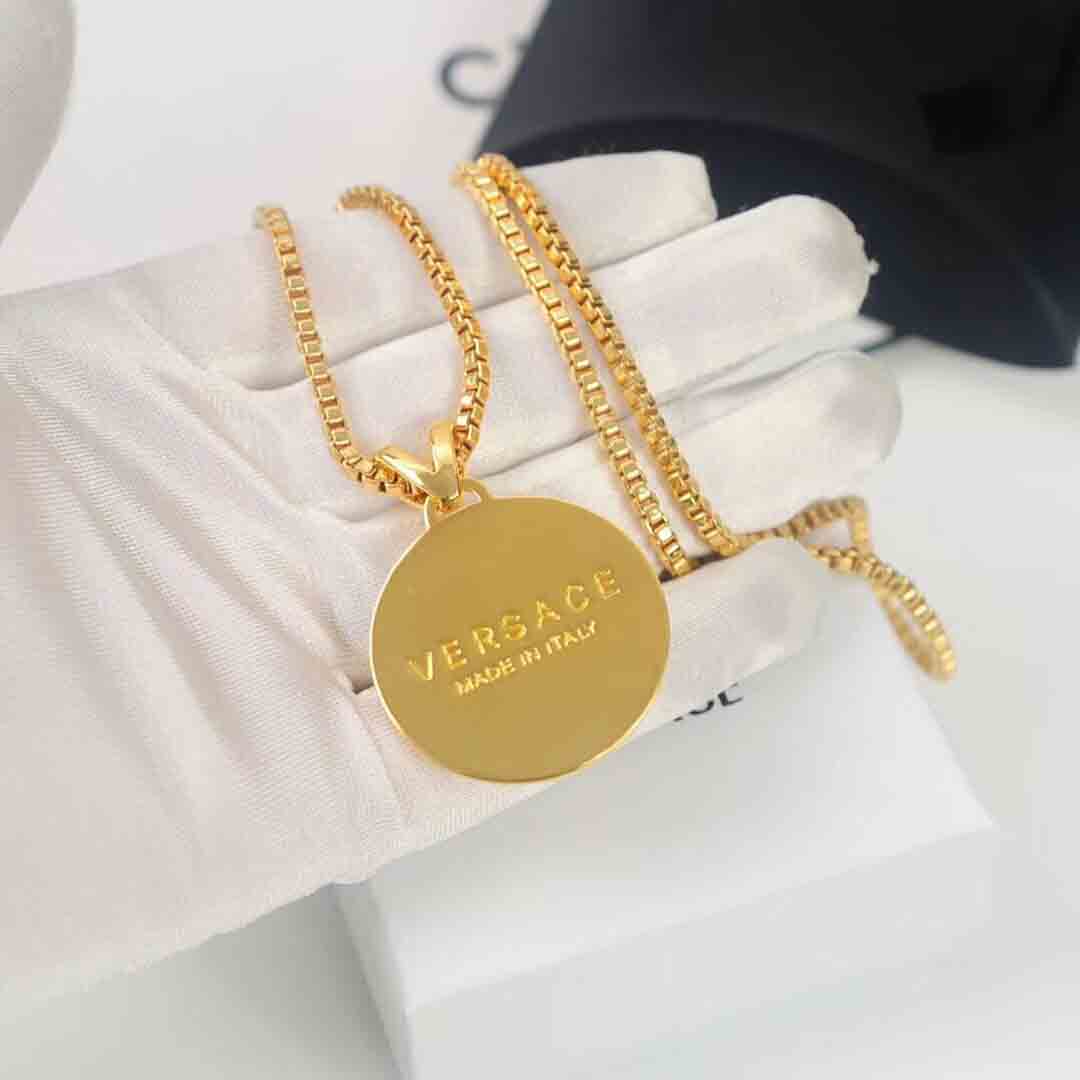 Versace Medusa Pendant Necklaces - DesignerGu