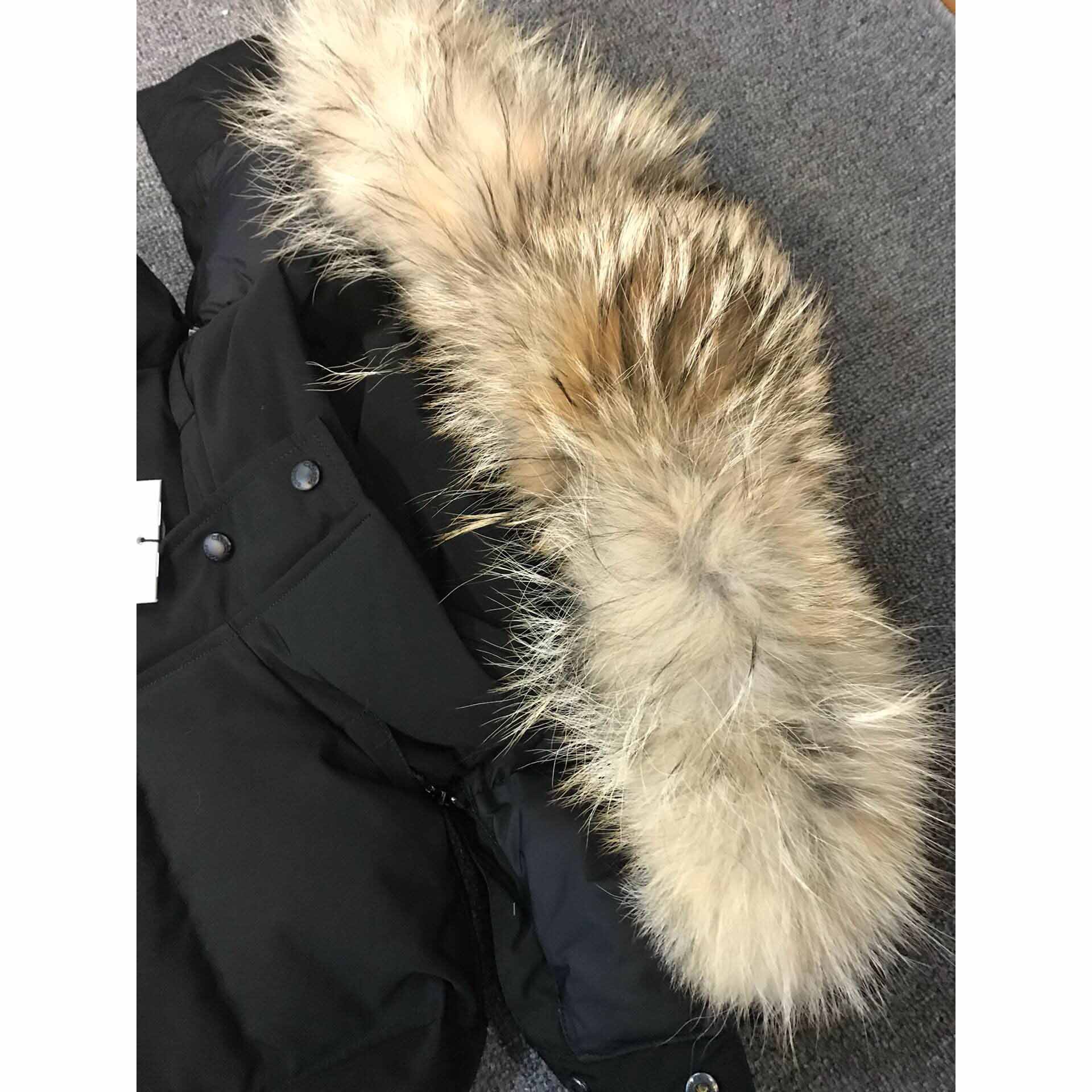 Canada Goose Black Down Jacket - DesignerGu