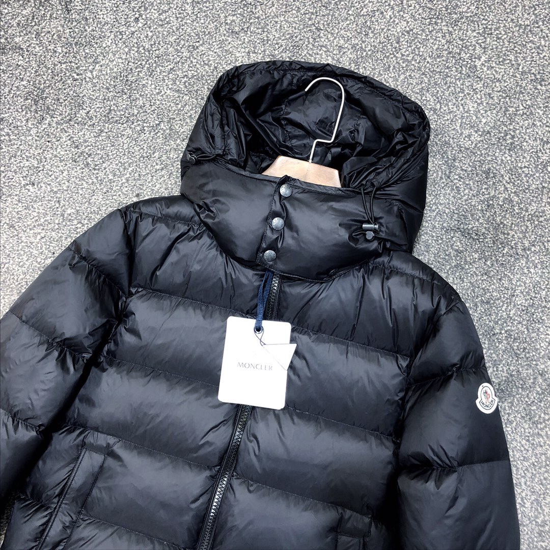 Moncler Black Down Jacket - DesignerGu