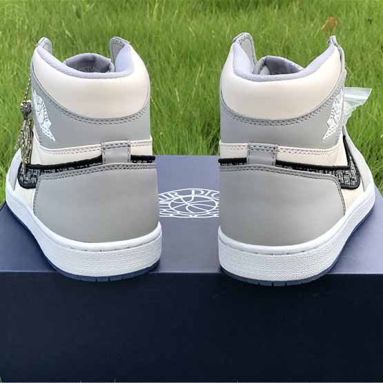 Jordan Air 1 Sneaker - DesignerGu