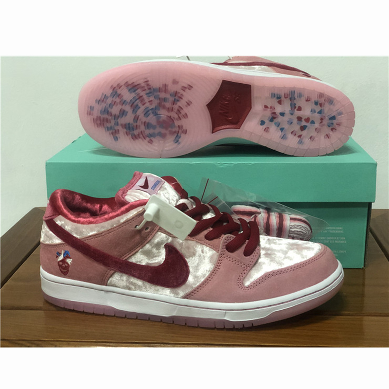 Strange Love X Nike SB Dunk Low  - DesignerGu