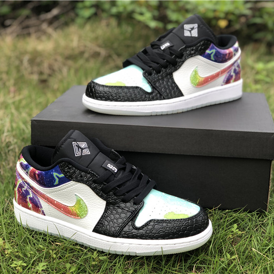 Air Jordan 1 Low Galaxy - DesignerGu