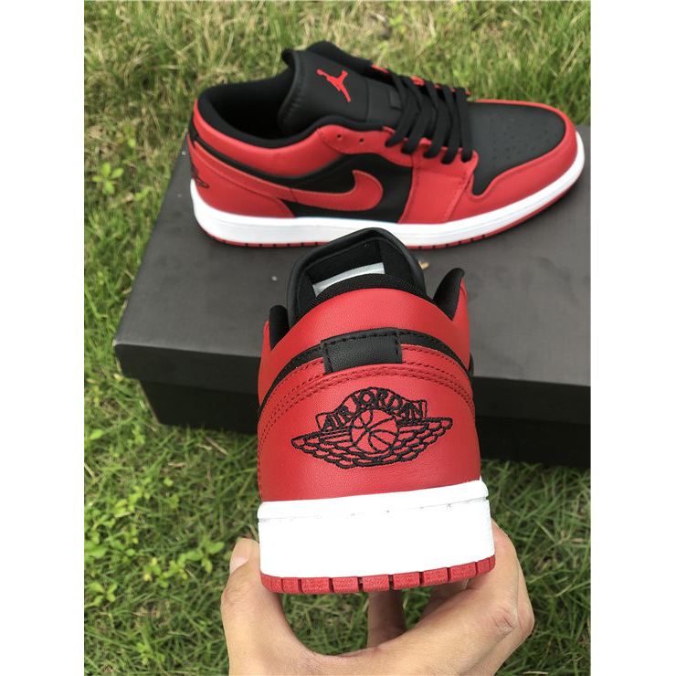 Air Jordan 1 Low 