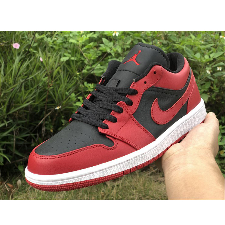 Air Jordan 1 Low 