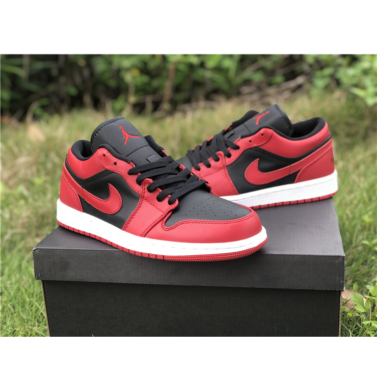 Air Jordan 1 Low 