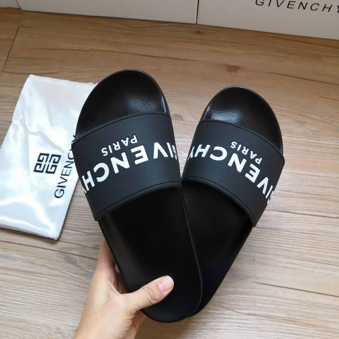 Givenchy Logo-Print Rubber Slides Sandals - DesignerGu