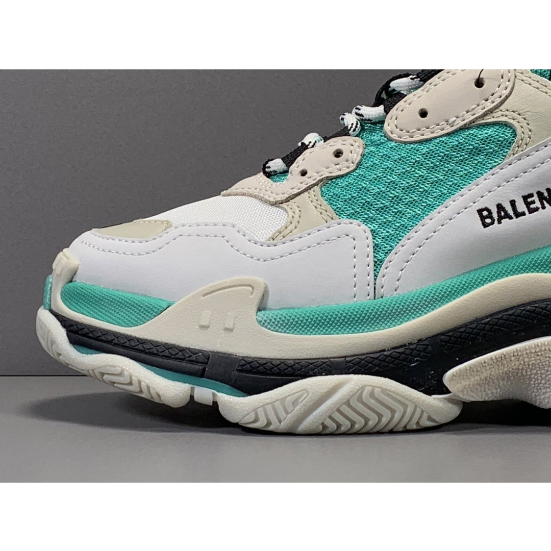 Balenciaga Triple S Sneaker  - DesignerGu