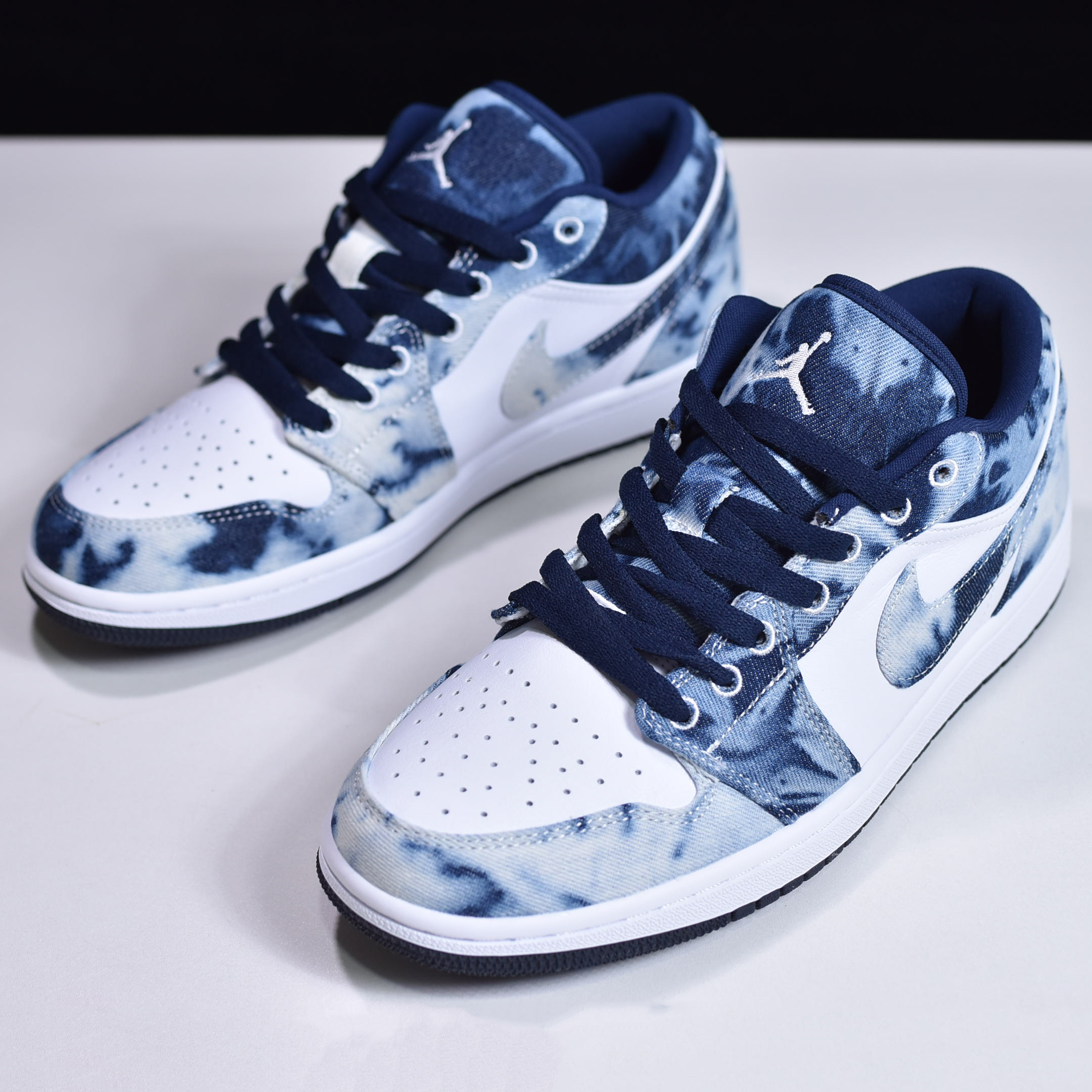 Jordan AJ1 Low "Washed Denim"   - DesignerGu