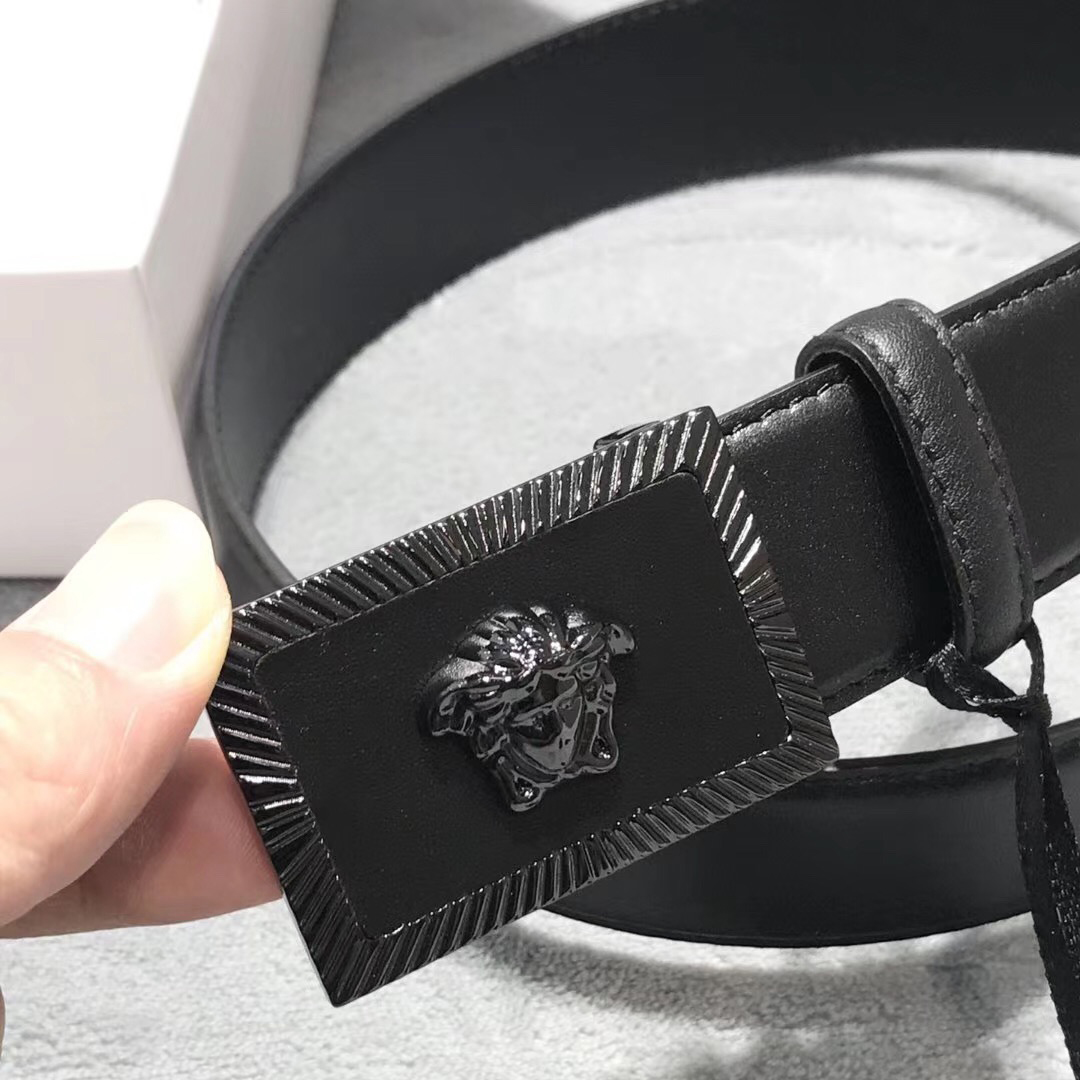 Versace Medusa Head Leather Belt - DesignerGu