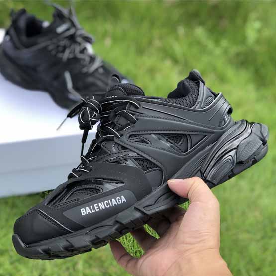 Balenciaga Track Trainers In Black - DesignerGu