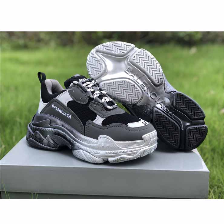 Balenciaga Triple S Sneaker  - DesignerGu