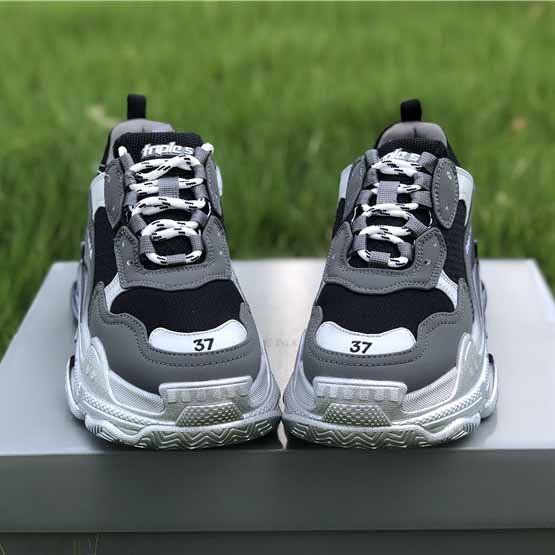 Balenciaga Triple S Sneaker  - DesignerGu