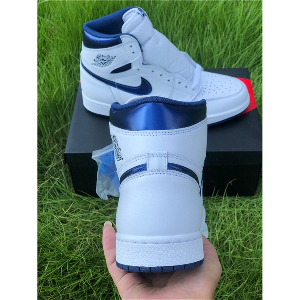 Air Jordan 1 OG Metallic Navy - DesignerGu