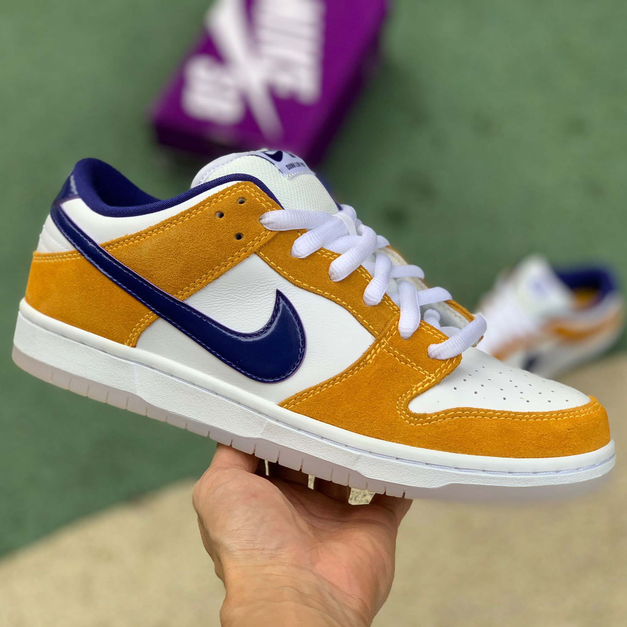 Nike SB Dunk Low Pro 