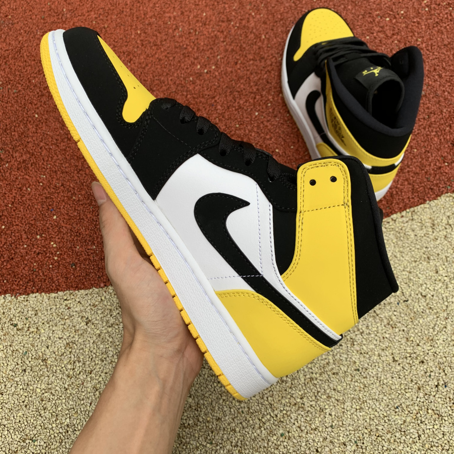 Jordan 1 Mid Yellow Toe Footasylum  - DesignerGu