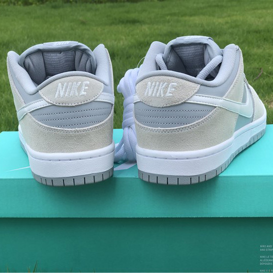 Nike Sb Dunk Low Trd White Summit Wolf Grey AR0778-110 - DesignerGu