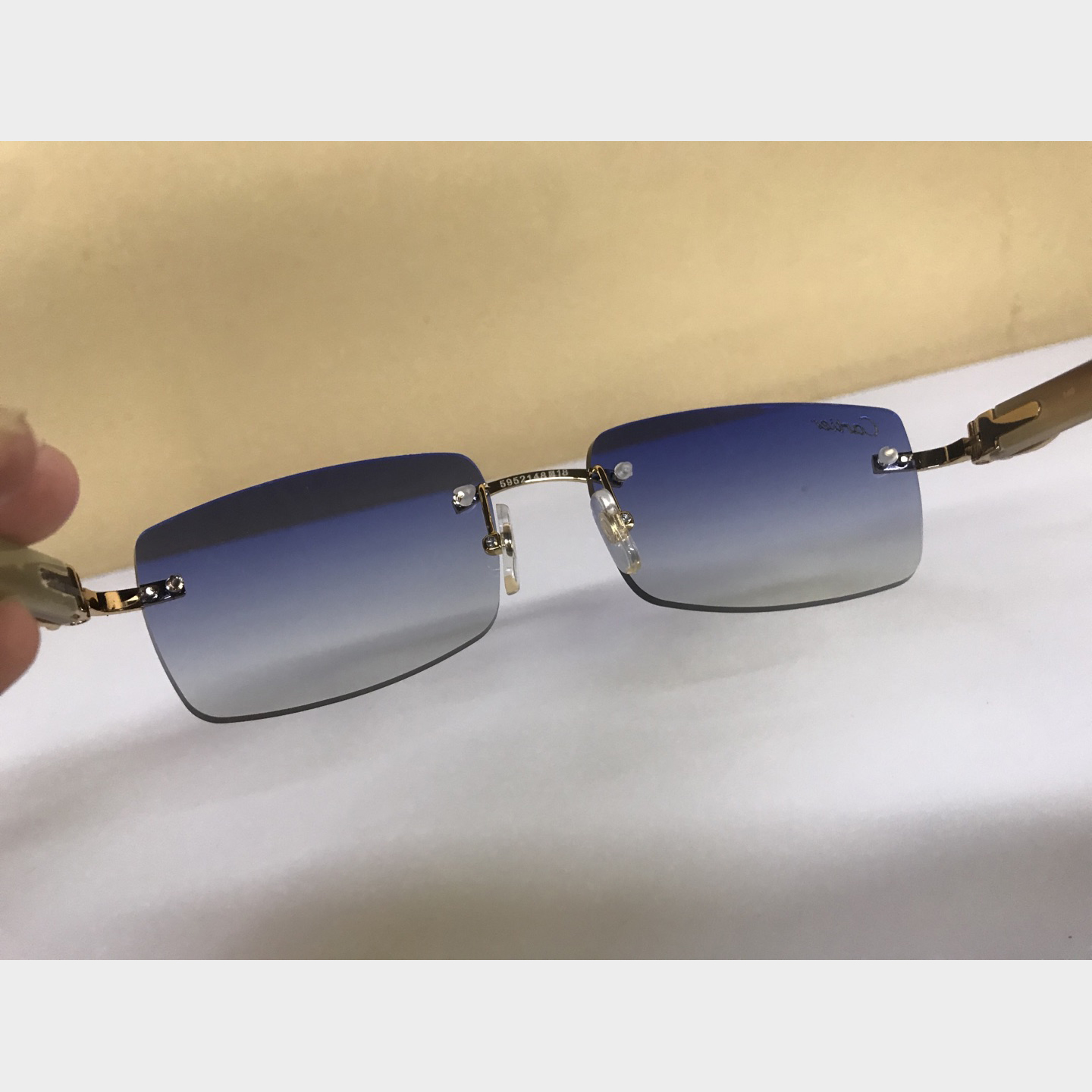 Cartier 3524012 White Buffalo Big Lens Sunglasses In Gold Blue - DesignerGu